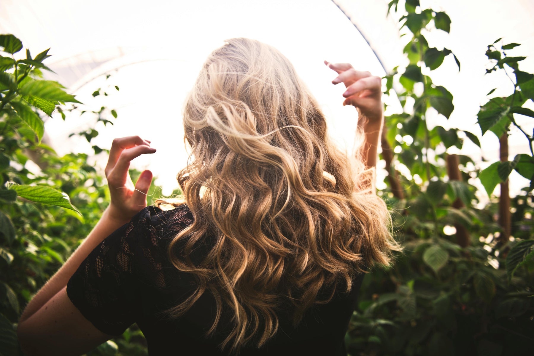 Caduta dei capelli: 17 rimedi naturali per contrastarla