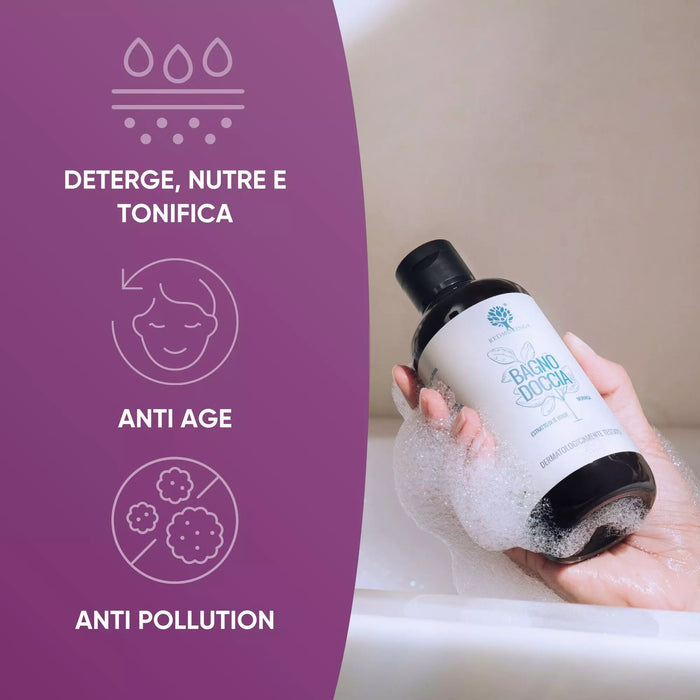 Bagnodoccia alla Moringa tra le mani con la schiuma nella vasca: deterge, nutre e tonifica, anti-age e anti-pollution